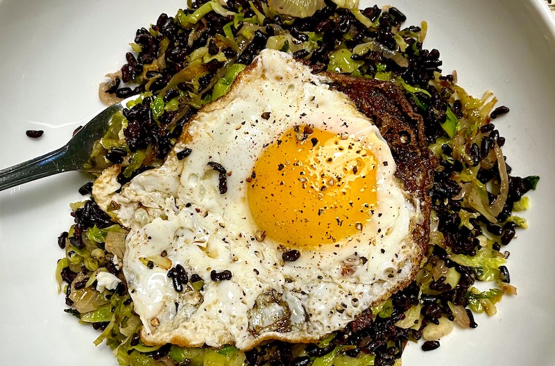 Healthy Recipe, Black Rice with Brussels Sprouts and Fried Eggs